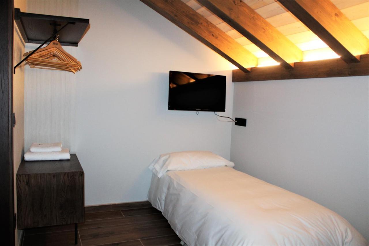Casa Perez Pensionat Yebra de Basa Exteriör bild